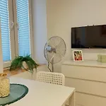 Mieszkanko W Centrum 34 * 우치